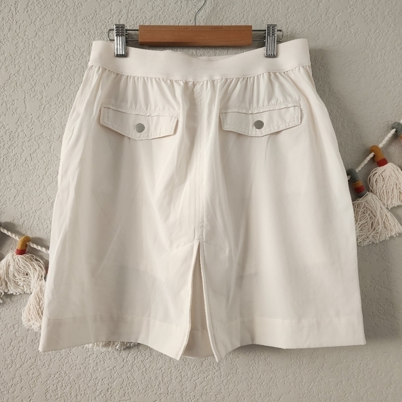 Athleta Vienna Cargo Skort In Magnolia White Buit In Shorts Run Training Active - Picture 5 of 13